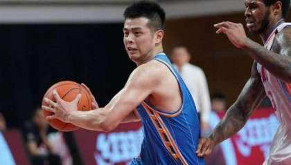 安卓下载-周琦曾凡博伤停北京危局 押宝麦基求速成本土内线成长空间被锁死