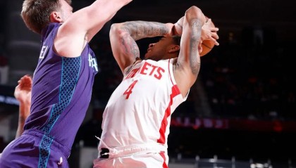 mk体育-火箭也不是没有控卫可用，只是在乌度卡眼里球员有等级高低之分？