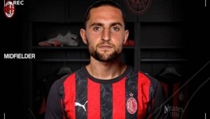 新援来了！隆戈：拉比奥特将在明天上午抵达米兰